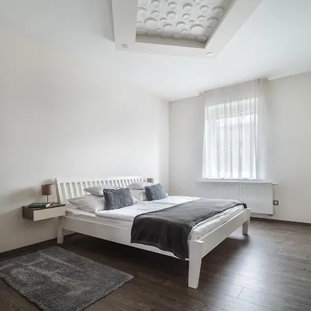 Geri Imadnivalo Lakas Belvarosaban Apartment *